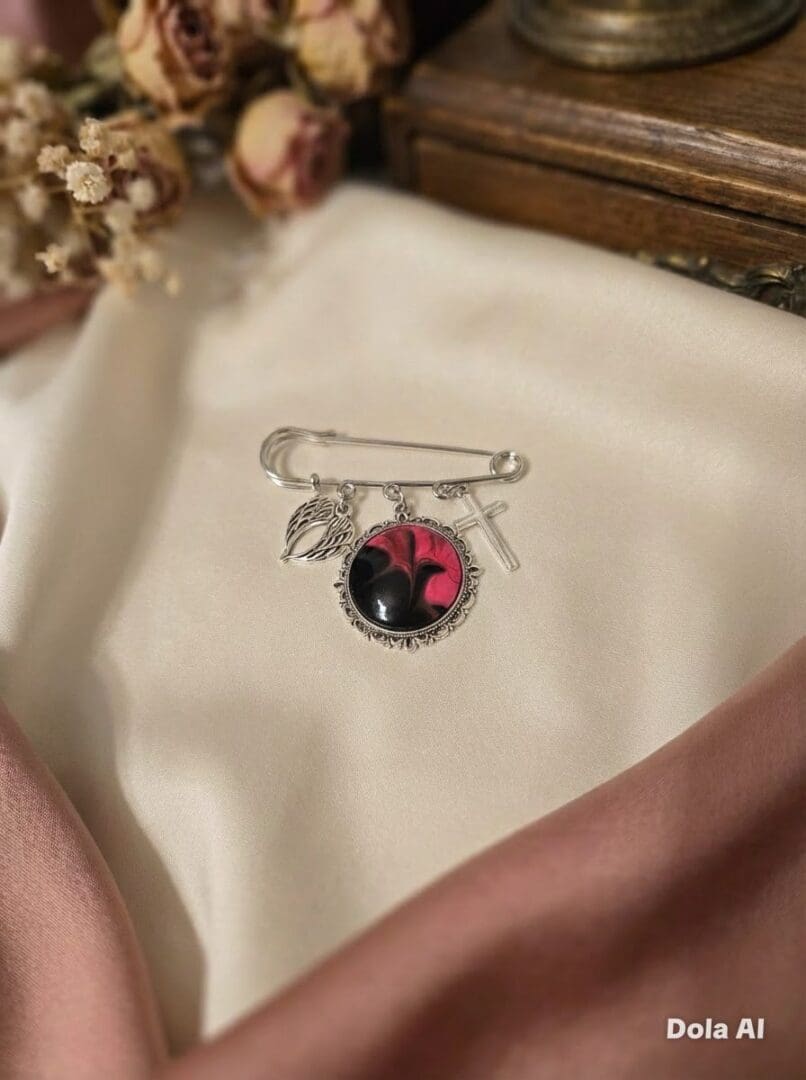 handpainted-brooch-in-pink-and-black