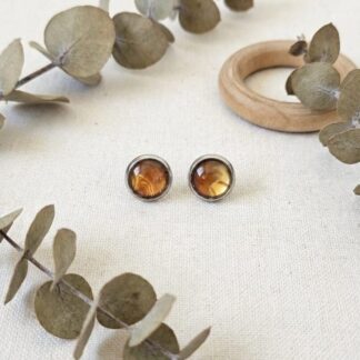 handpainted-titanium-steel-stud-earrings-in-warm-tones-