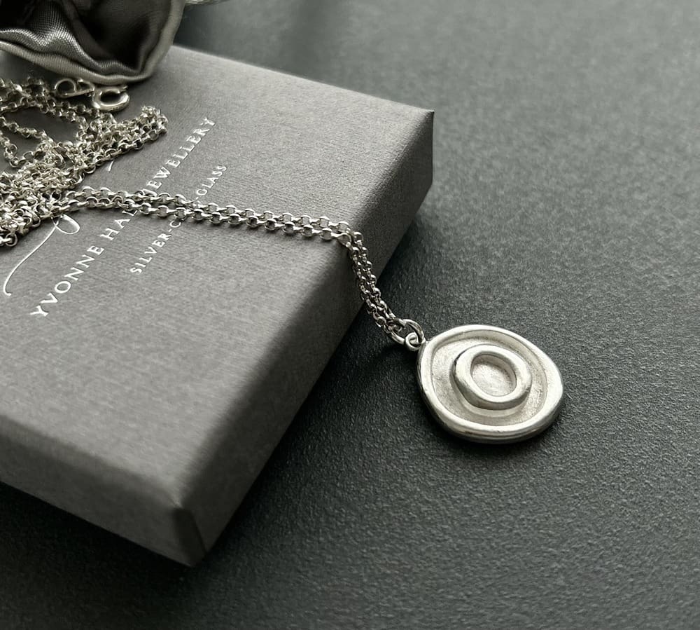 Fine Silver Small Round Pendant Necklace - Image 5