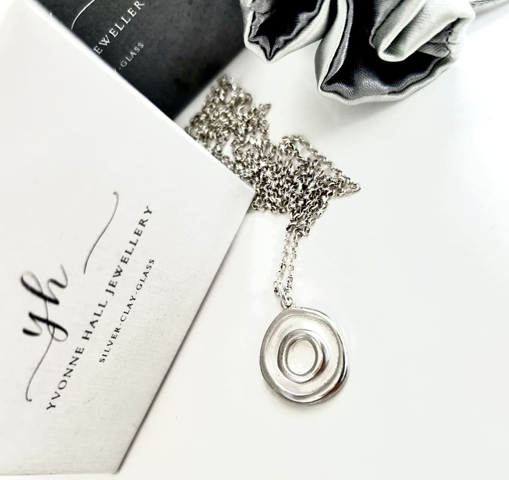 Fine Silver Small Round Pendant Necklace - Image 3