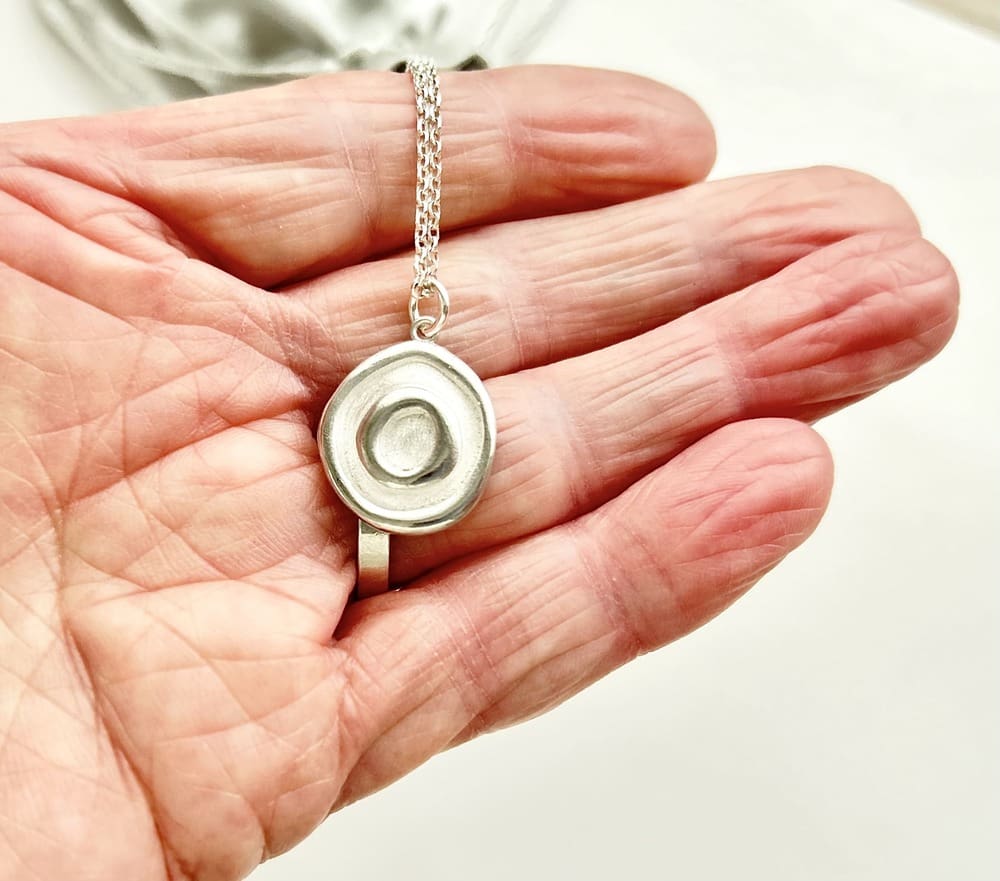 Fine Silver Small Round Pendant Necklace - Image 6