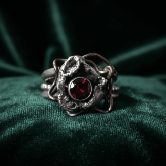 Gothic Queen Garnet Ring in Sterling Silver and Copper - UK Size P - Statement Ring
