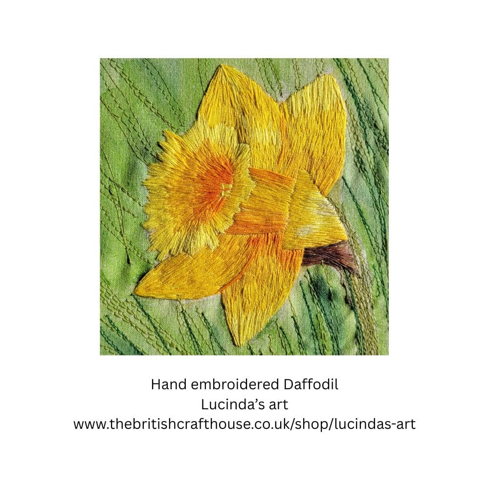 Embroidered daffodil printed greetings card, 5 x 5 inch - Image 2