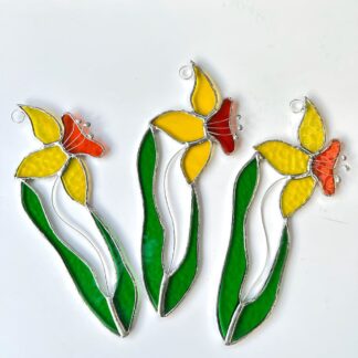 Stained glass daffodil suncatcher
