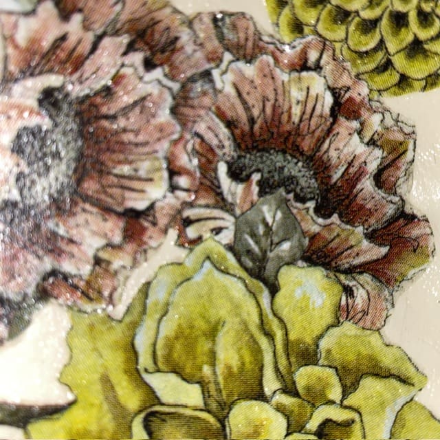 A handmade papier-mâché bowl featuring lovely modern florals. - Image 4