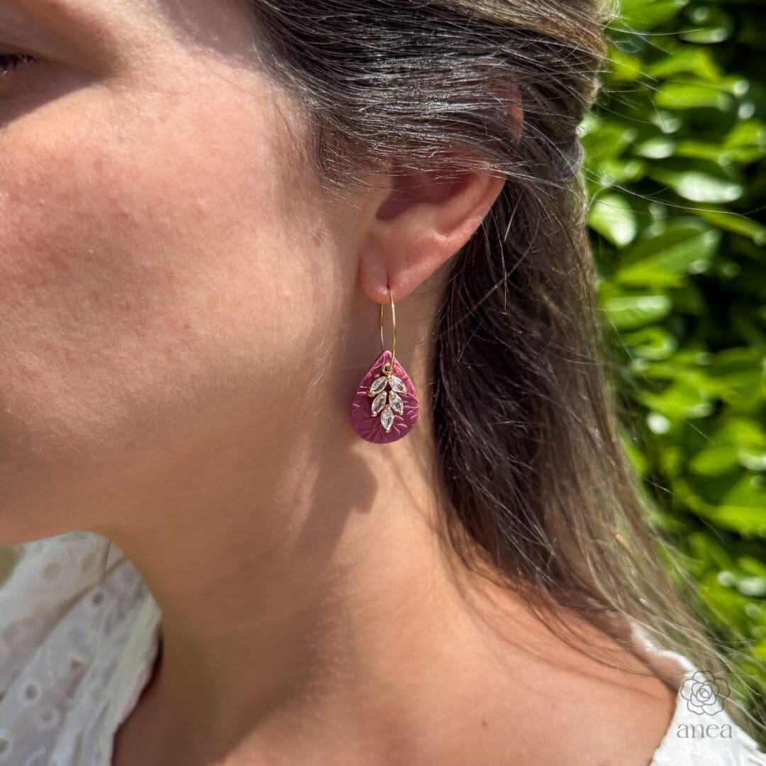 Feuille | Embossed Berry Teardrop Earrings with Crystal Leaf Charm - Image 4