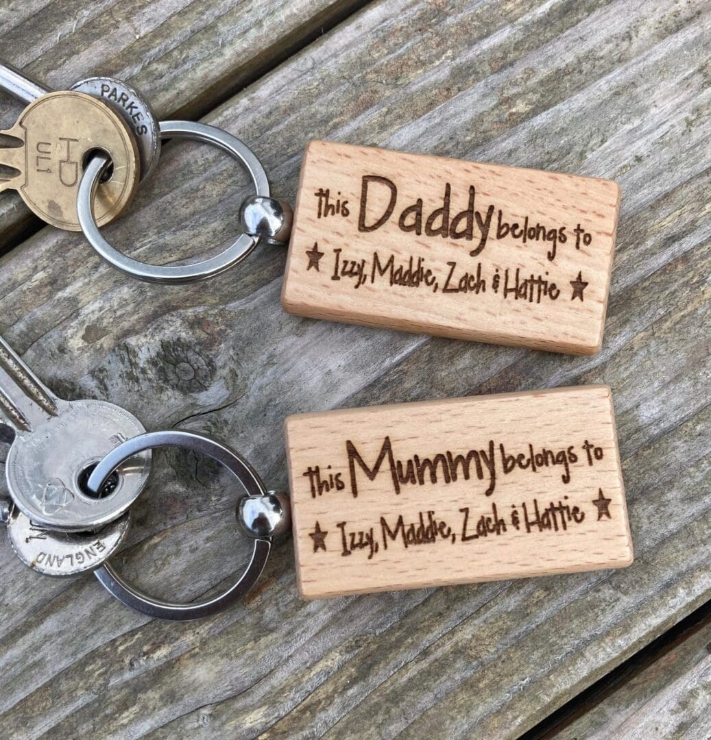 Personalised Engraved Wooden Keyring: Gift for Parents & Grandparents
