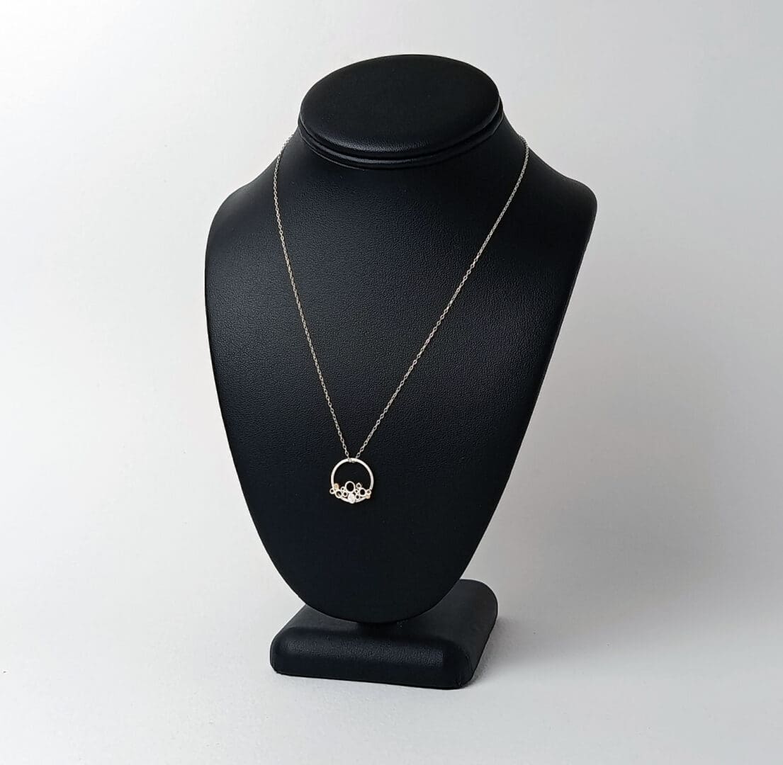 Sterling Silver Wire Circle Cluster Pendant - Image 5