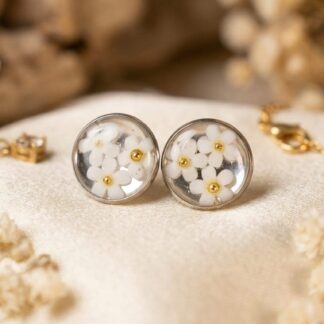 White Flower Detailed Stud Earrings