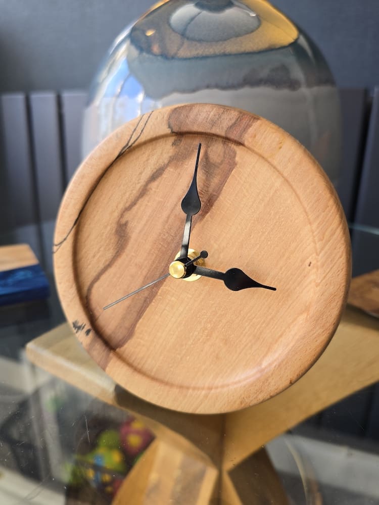 Sculptural Wooden Mantle Clock Flaming Beech - Image 7