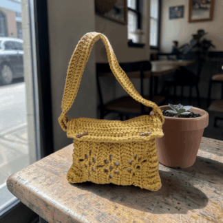 Crochet shoulder bag