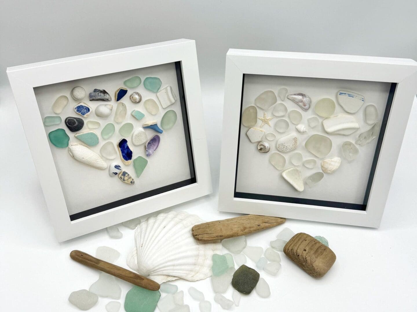 3-D picture „Heart of Northumberland“ made with sea glass and other local beachfinds.
