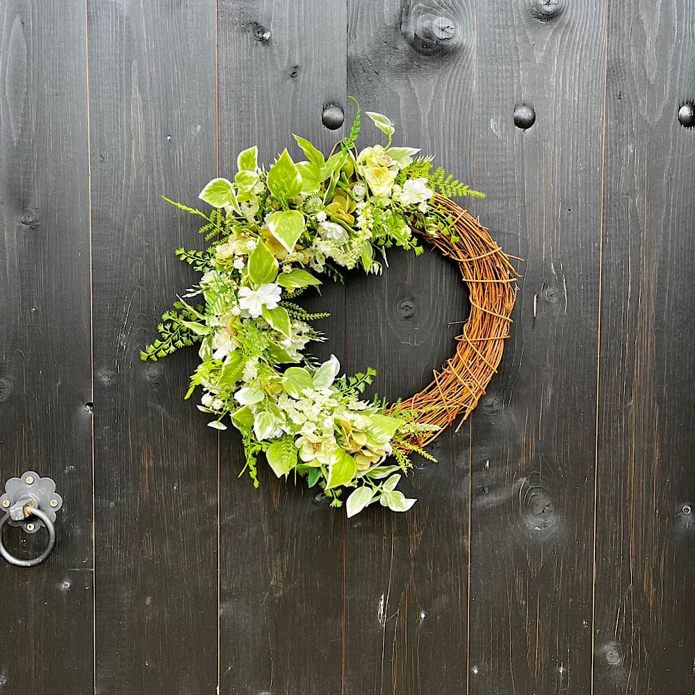 Green spring wreath