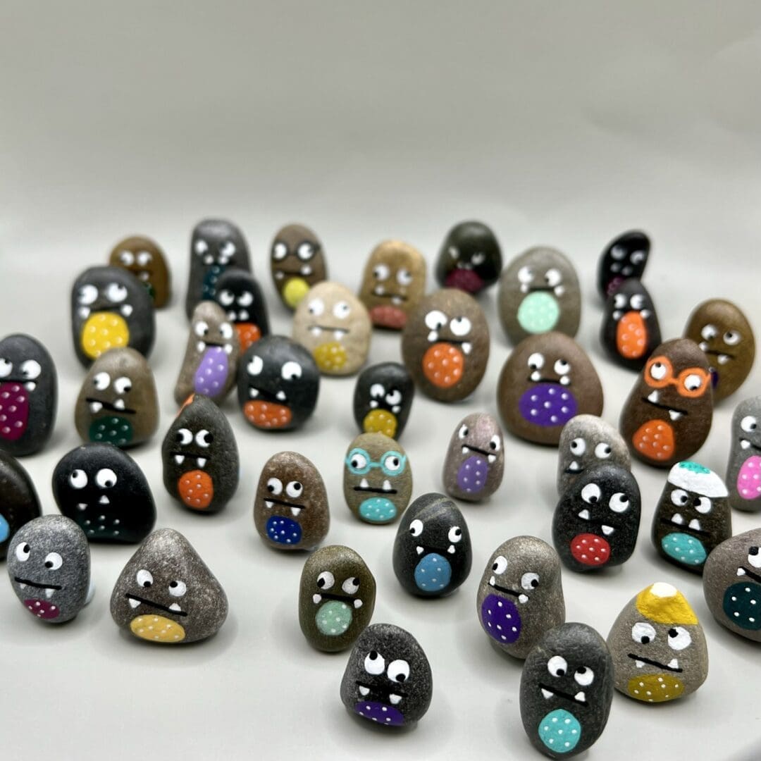 Womzel Worry-Nots - pocket pebble pals/SEN/worry stones/security stones/positivity pebbles/mindfulness monsters/fidget toys - Image 2