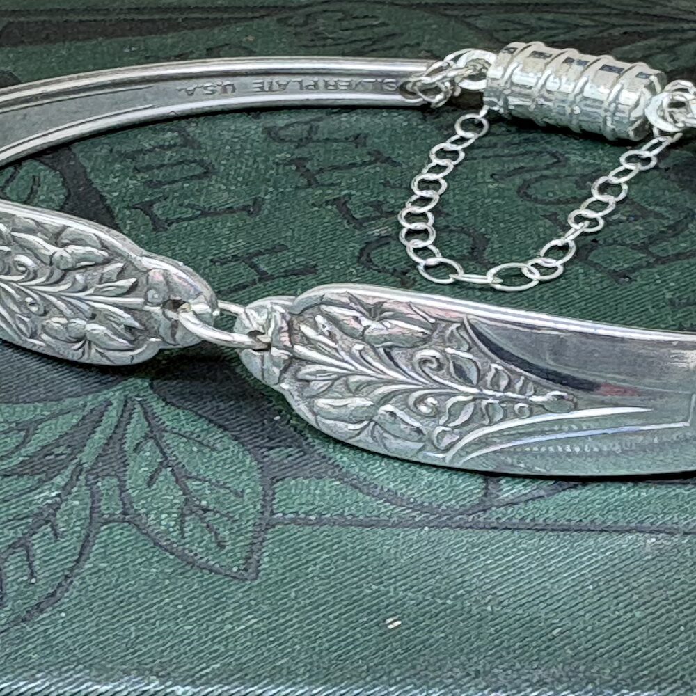 Vintage teaspoon handle bracelet - Image 2