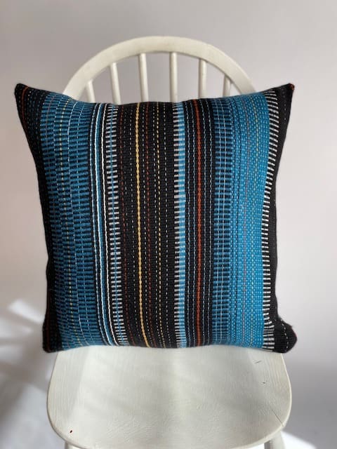 Retro inspired 100% wool cushion - Image 5