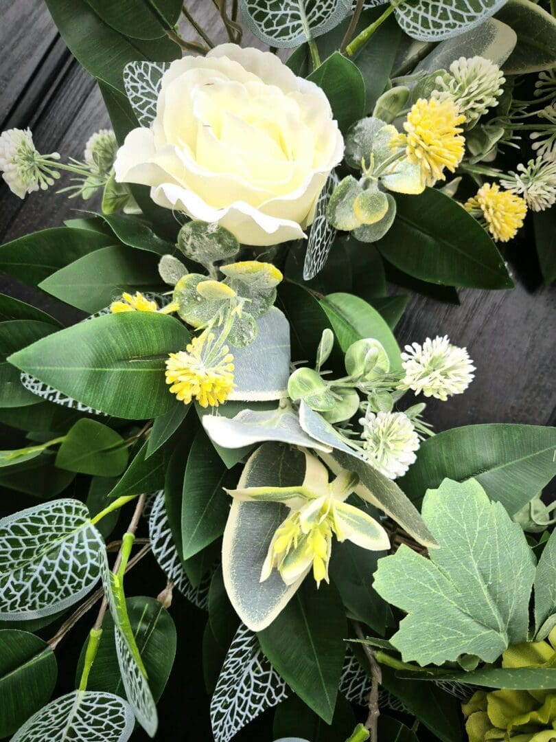 Contemporary Grapevine Wreath - Image 4