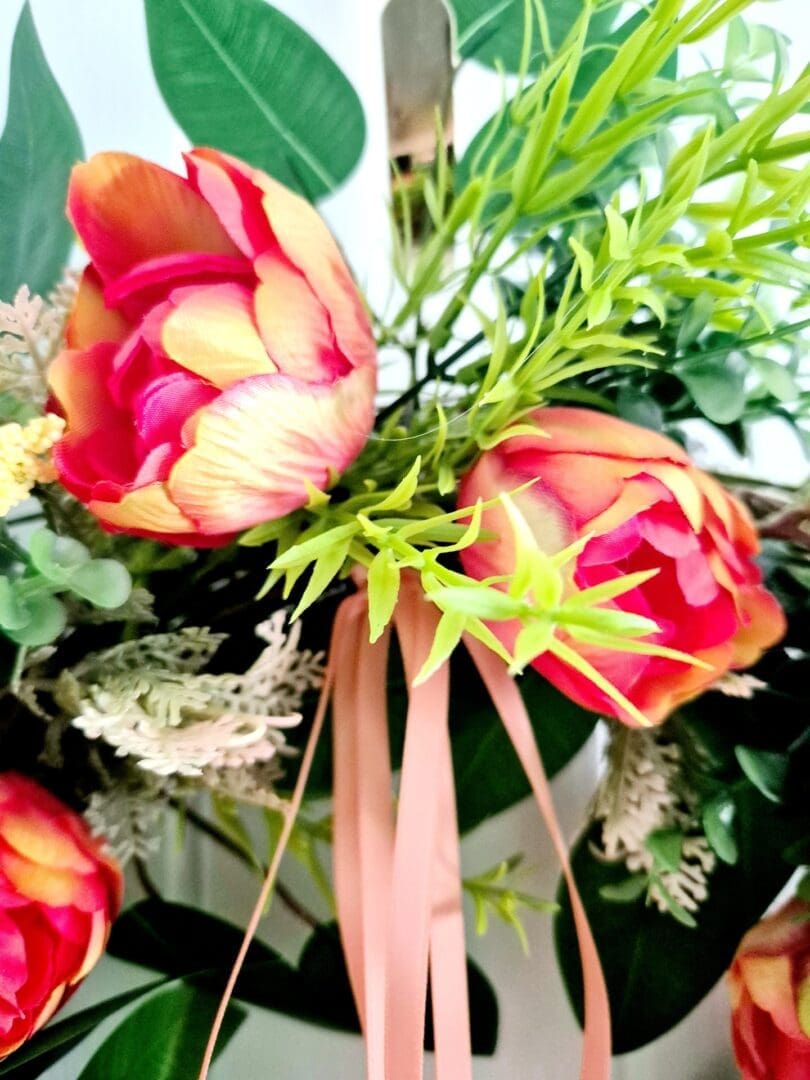 Tulip Grapevine Wreath - Image 4