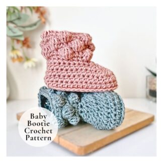 Bobble baby booties crochet pattern PDF, textured cuff baby booties, newborn to 6 months crochet baby shoes