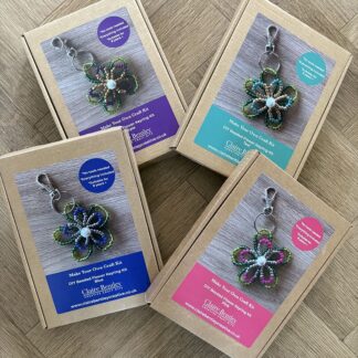 Flower Bead Keyring Making Kit – DIY Jewellery Craft Set for Beginners, Teens & Adults