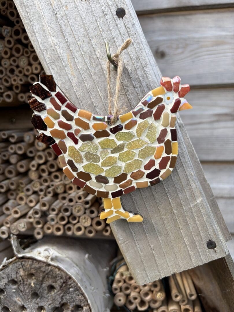 Handmade Mosaic Hen Wall Hanging - British Handmade Decorative home Decor - Image 3