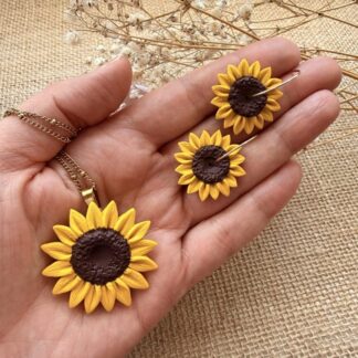 Soleil Necklace | Golden Yellow Sunflower Hand-Sculpted Floral Necklace